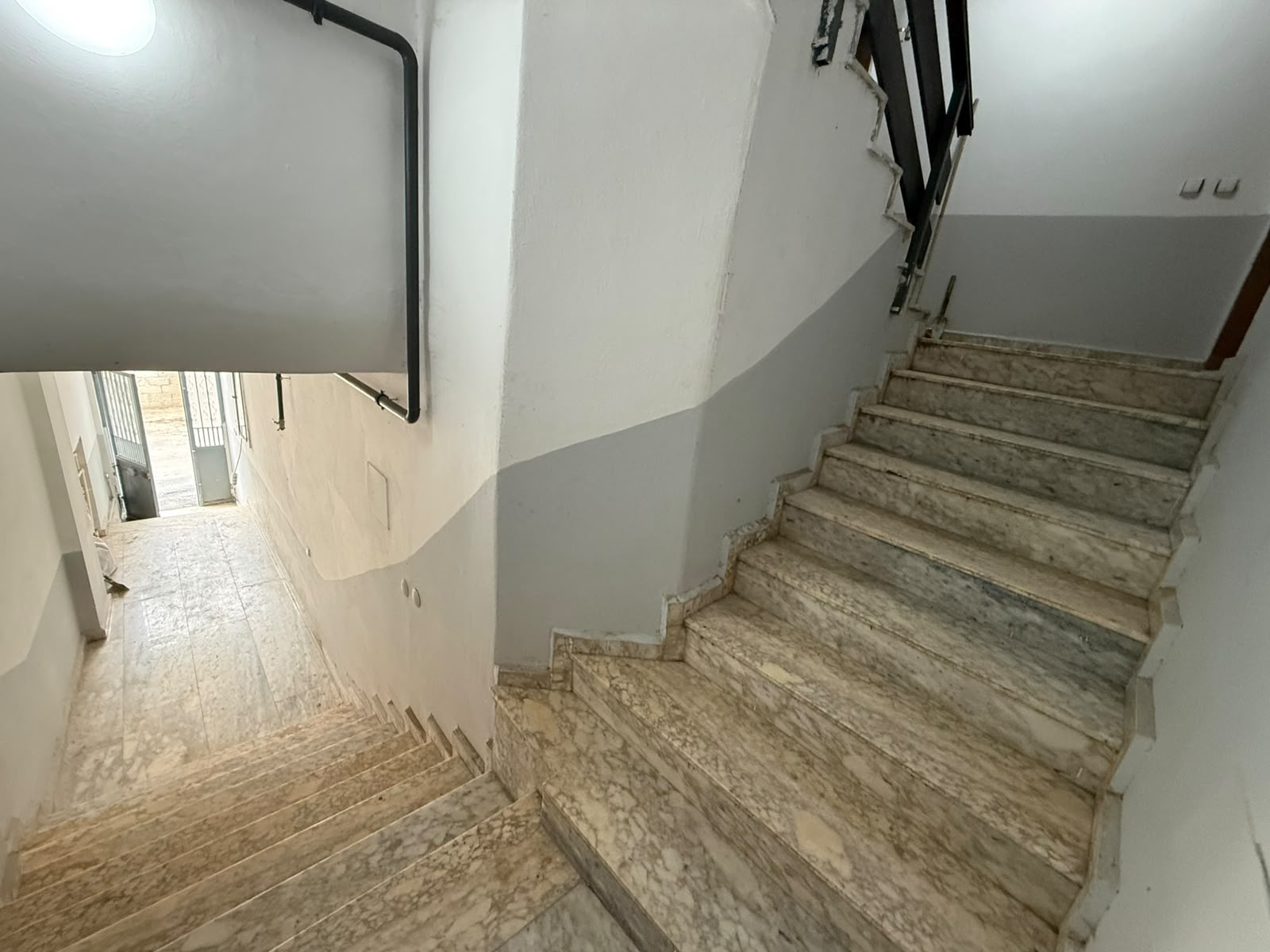 MABEL'DEN  GÜLBAHARHATUN MAHALLESİNDE TEMİZ 2+1 KİRALIK DAİRE